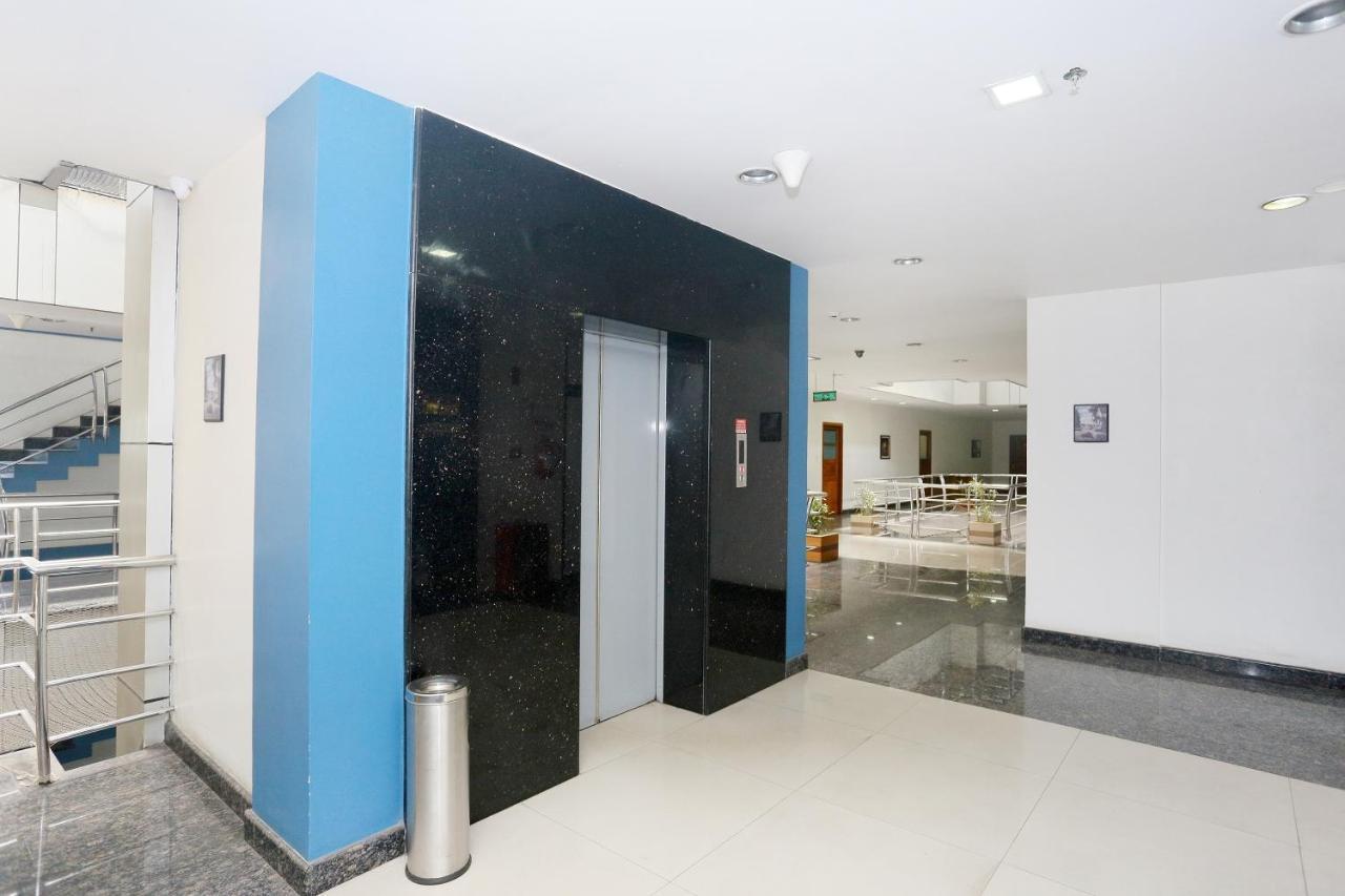 Capital O 45944 Club 7 Hotel Tiruvalla Luaran gambar